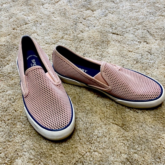 Sperry Shoes - Women’s Sperry size 8.5 blush slip on boat shoe